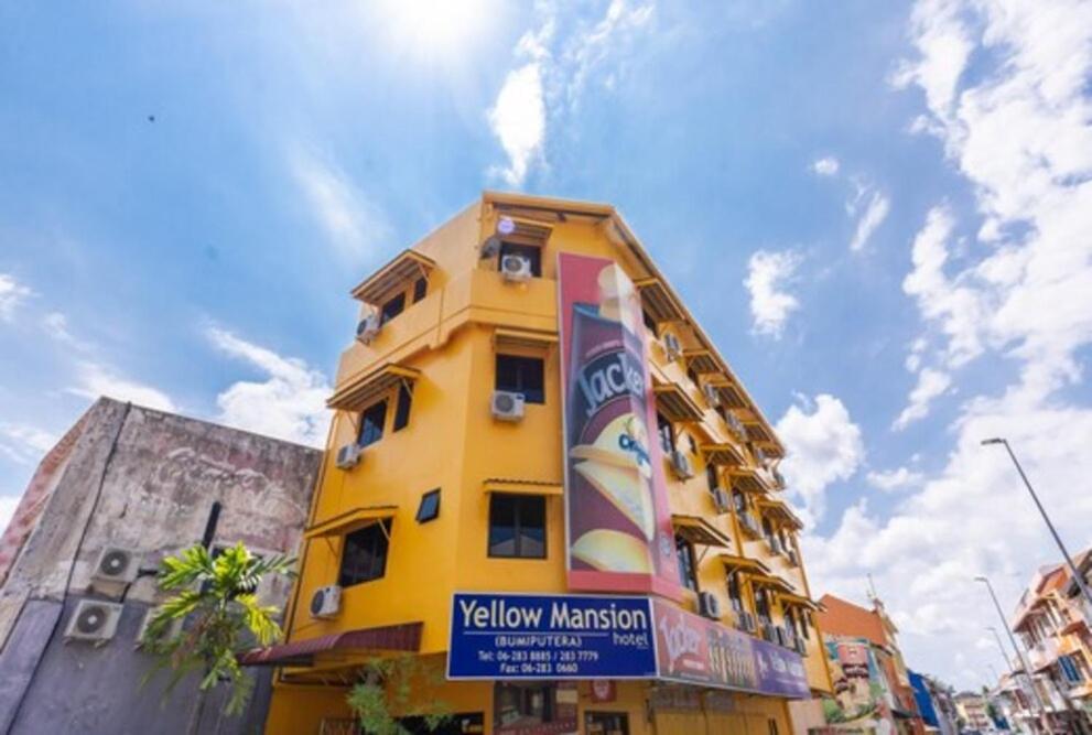 Yellow Mansion Hotel Malacca Екстер'єр фото