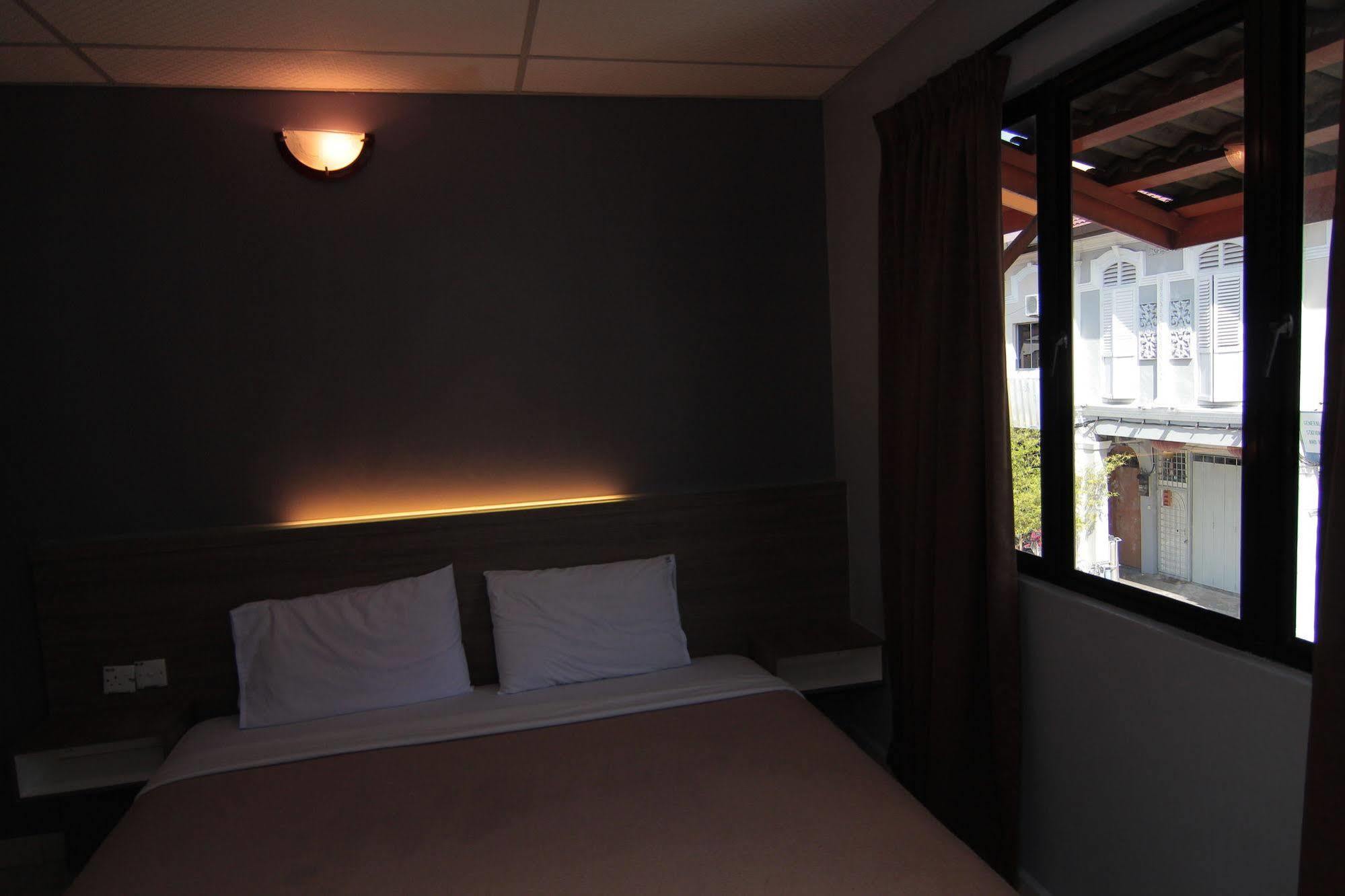 Yellow Mansion Hotel Malacca Екстер'єр фото